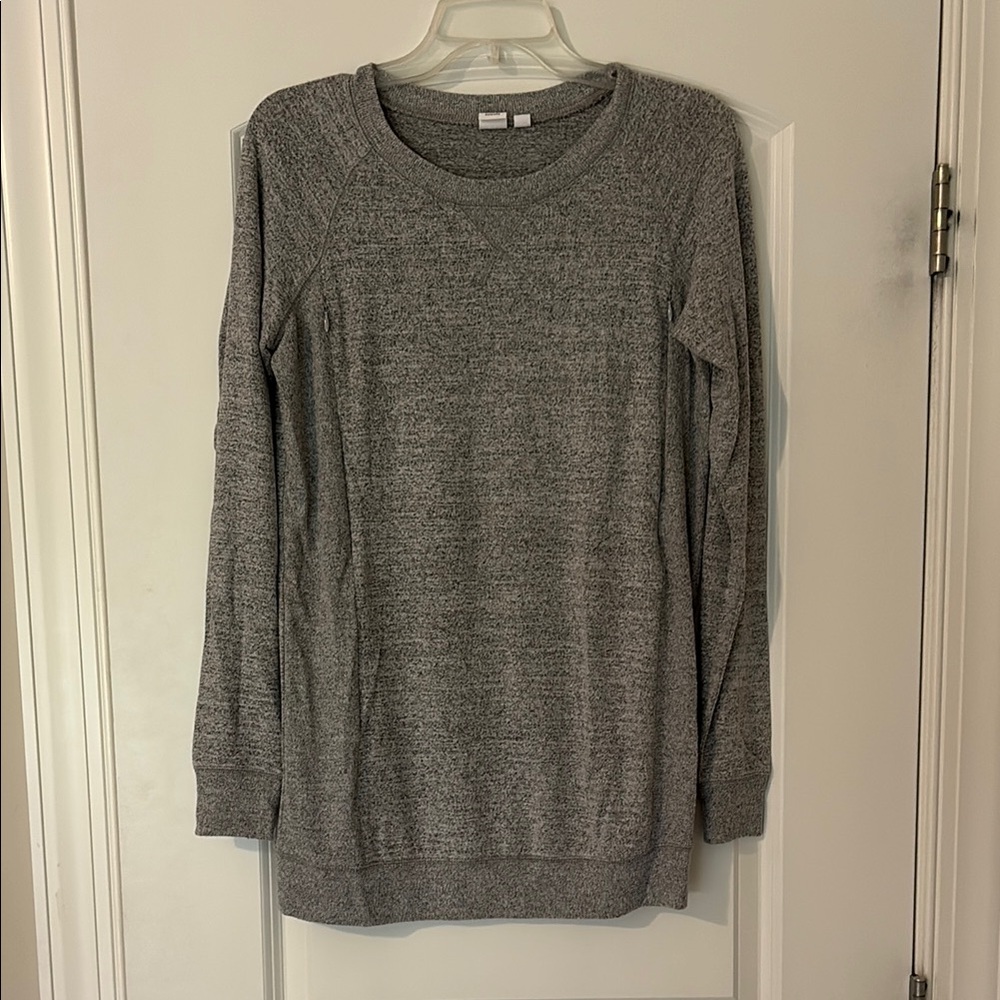 GAP Maternity Heather Gray Knit Top